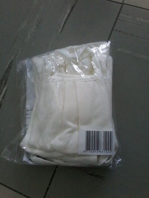 Lots de 8  masques en tissu neuf emballage 5 Tourcoing (59)