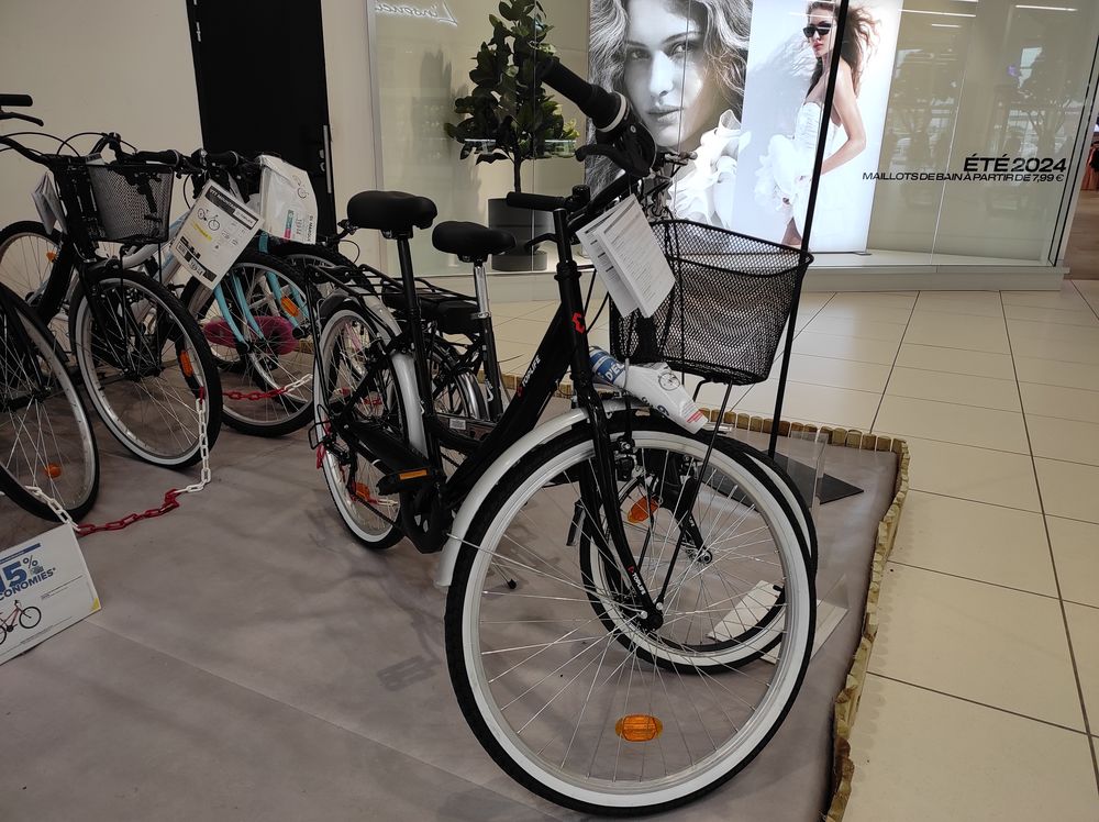 V&eacute;lo femme neuf Vélos