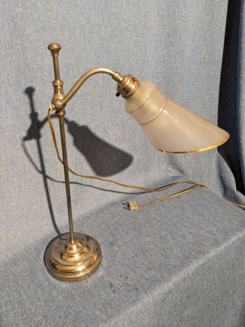 Lampe d'Horloger tulipe guariche 1950 début du siècle dernie 75 Marseille 13 (13)