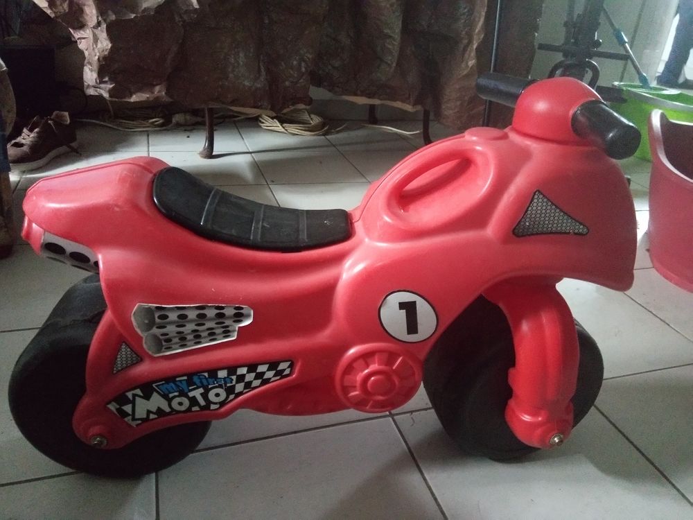Achetez moto porteur rouge occasion annonce vente Bessi res 31