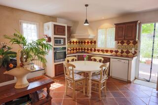  Villa  vendre 6 pices 173 m