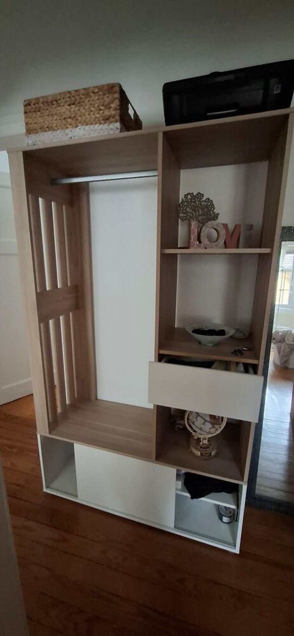 Meuble PENDERIE VESTIAIRE GHOST 7628VEST
Meubles