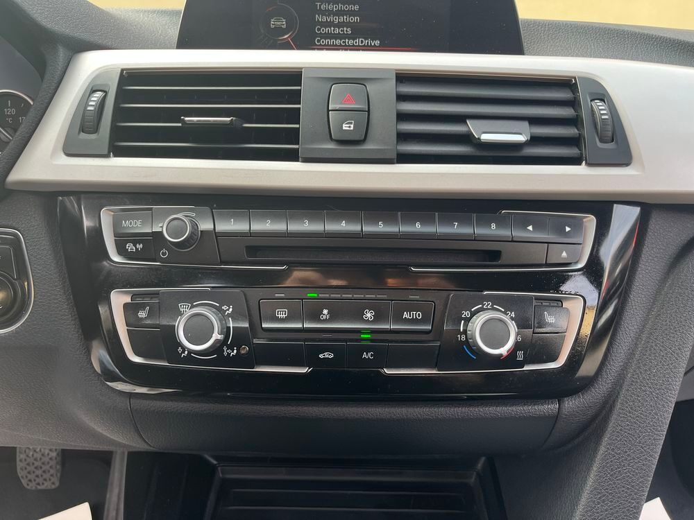 S&eacute;rie 3 Touring 318i 136 ch Business 2016 occasion 77170 Brie-Comte-Robert