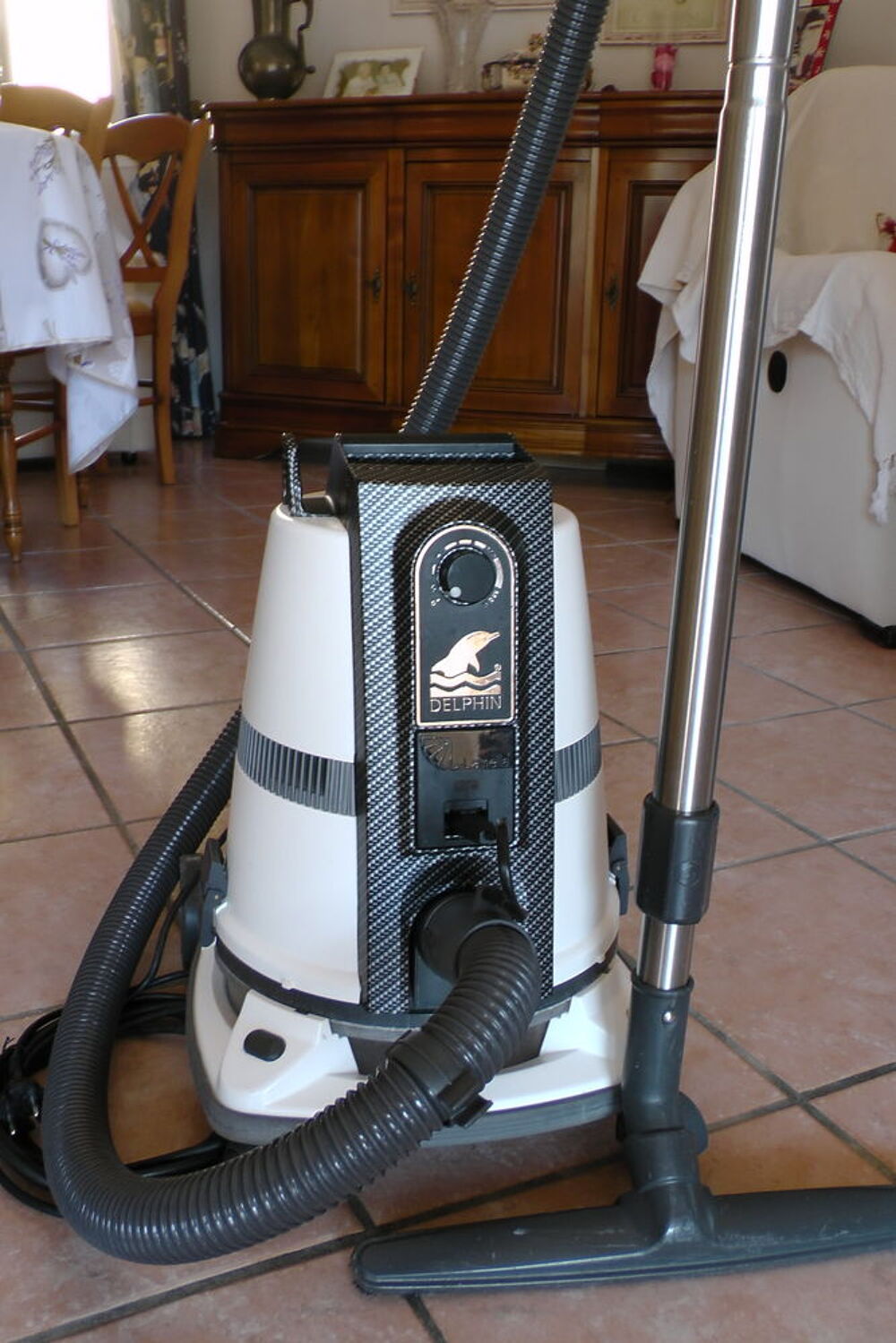 ASPIRATEUR PURIFICATEUR DELPHIN DP S8 Electromnager