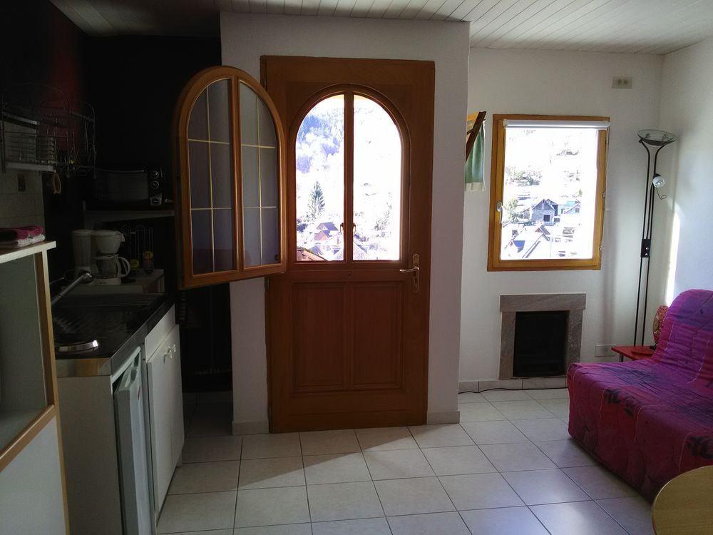   APPARTEMENT T2 TOUT CONFORT AU RDCH MAISON INDIVIDUELLE Midi-Pyrénées, Bagnères-de-Luchon (31110)