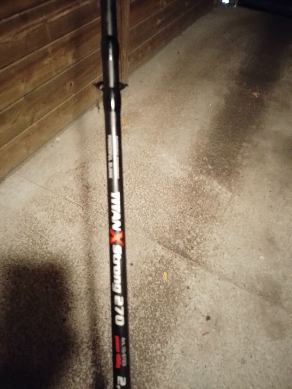 Canne au lancer Fisfishing 2 m 70 tbe 
Vendue 25 euros Sports