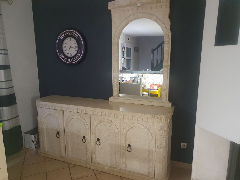 Salle &agrave; manger en pierre Meubles