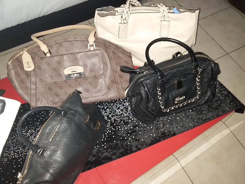 Sac de marc guess mackel kors parfois Maroquinerie