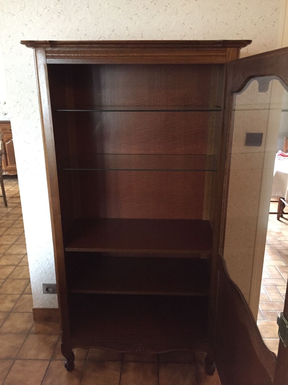 vitrine vaisselier tr&egrave;s bon &eacute;tat Meubles