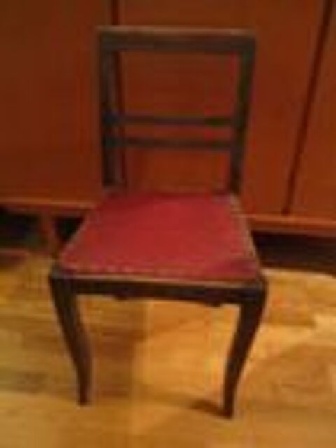 Chaise dessus cuir rouge et autre modèles 0 Mérignies (59)