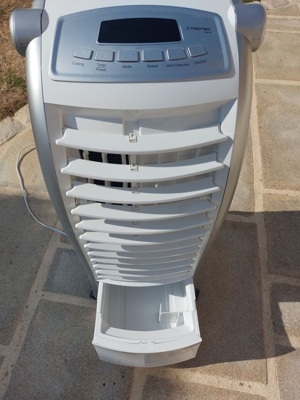 Refroidisseur d'air par &eacute;vaporation TROTEC PAE 25 Electroménager