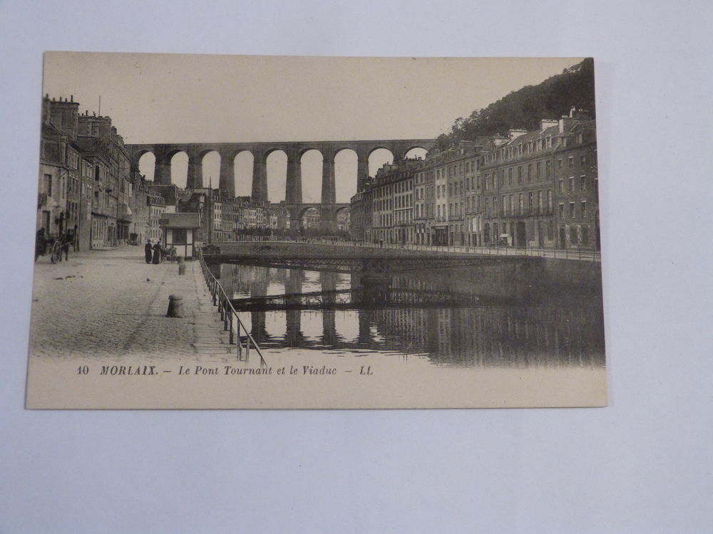 CARTE POSTALE MORLAIX - le pont tournant et le viaduc 