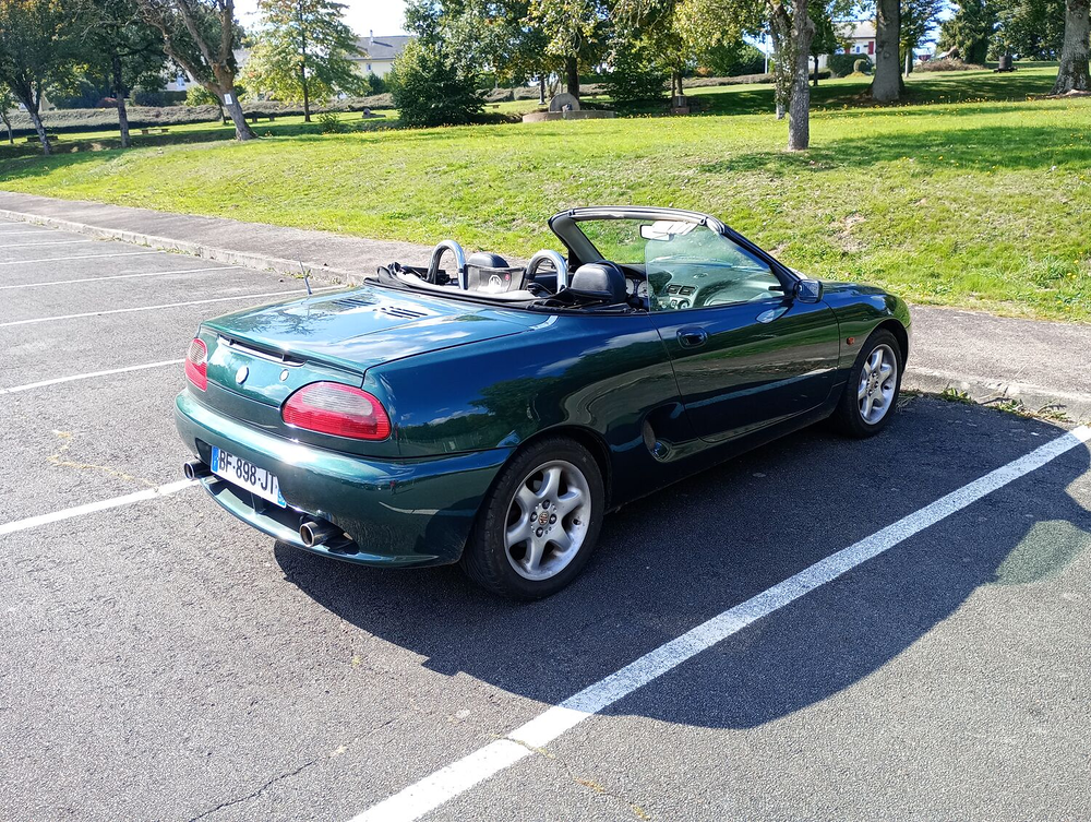 MG.F MG F 1.8i 1998 occasion 53120 Gorron