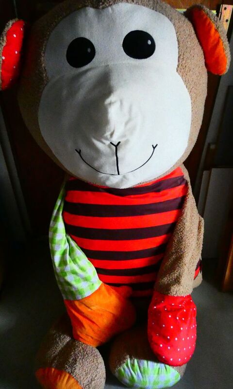 GRAND OURS EN PELUCHE Plouvorn (29)