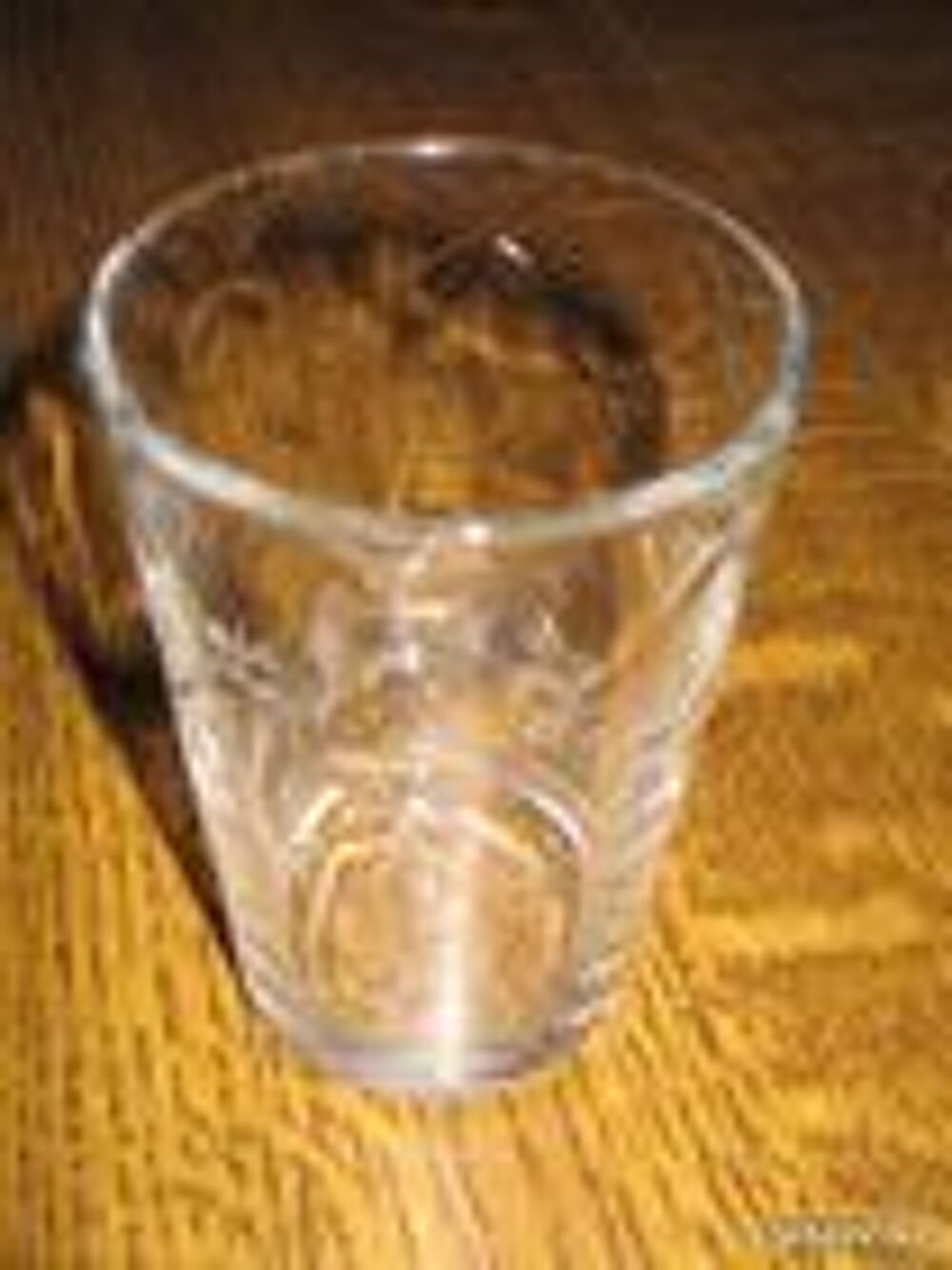 6 beaux verres transparent avec motifs et autres mod&egrave;le Décoration