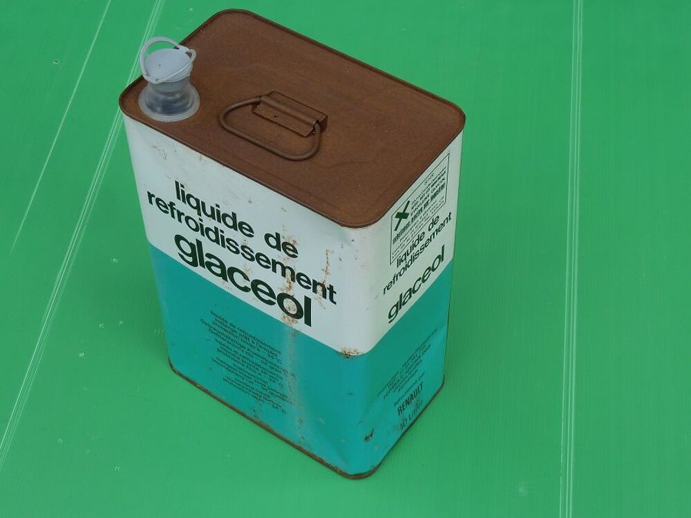 Bidon en t&ocirc;le de liquide de refroidissement RENAULT 