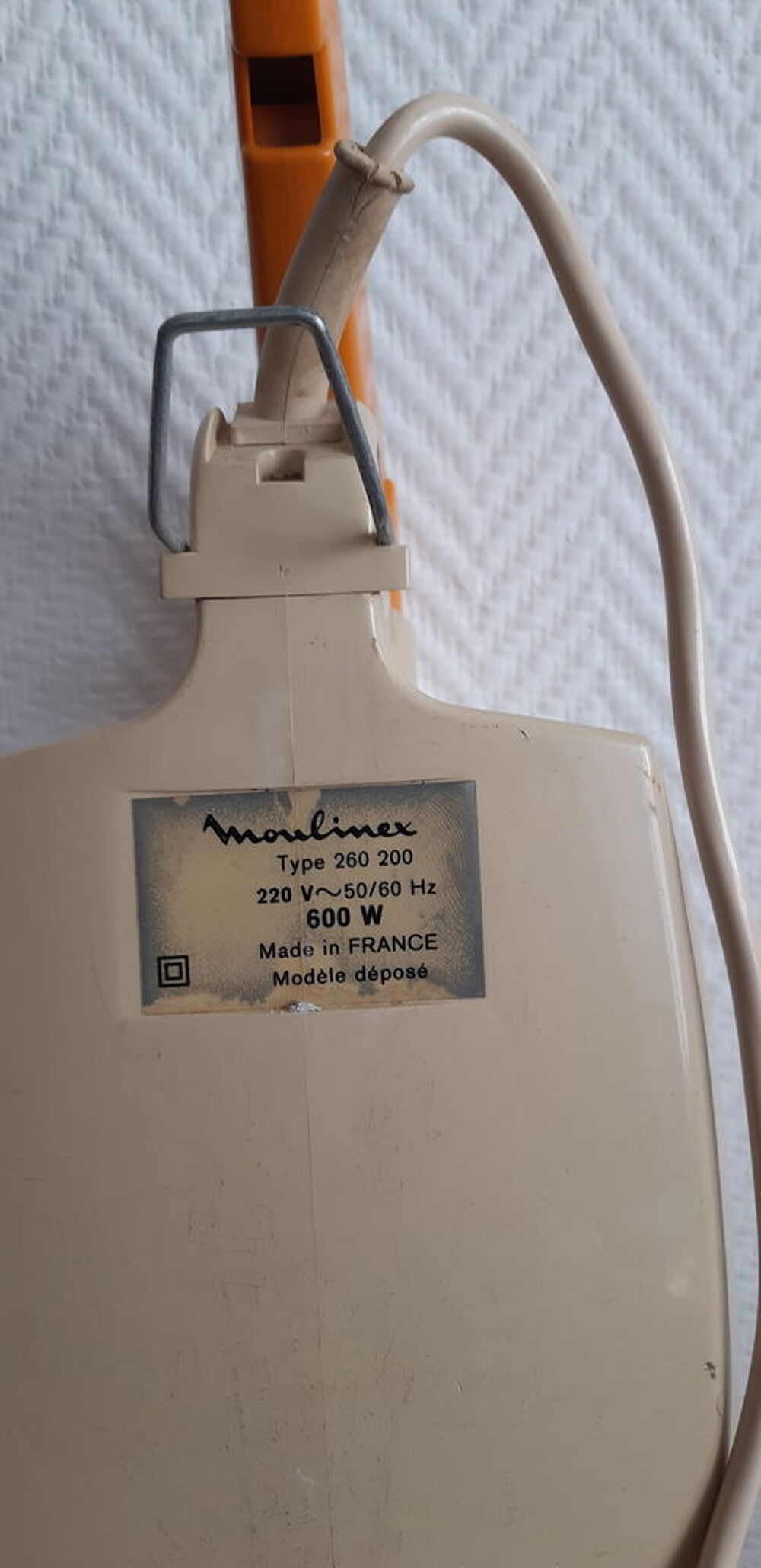 Aspirateur MOULINEX VINTAGE ,ann&eacute;e 1960, Electroménager