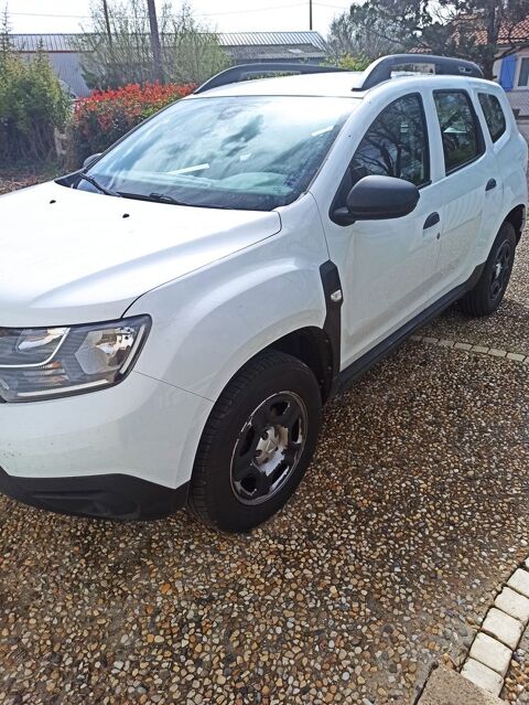 Dacia Duster dCi 110 4x2 Black Touch 2017 2018 occasion Niort 79000