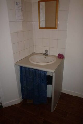  Atelier à louer 3 pièces 55 m² Angoulême
