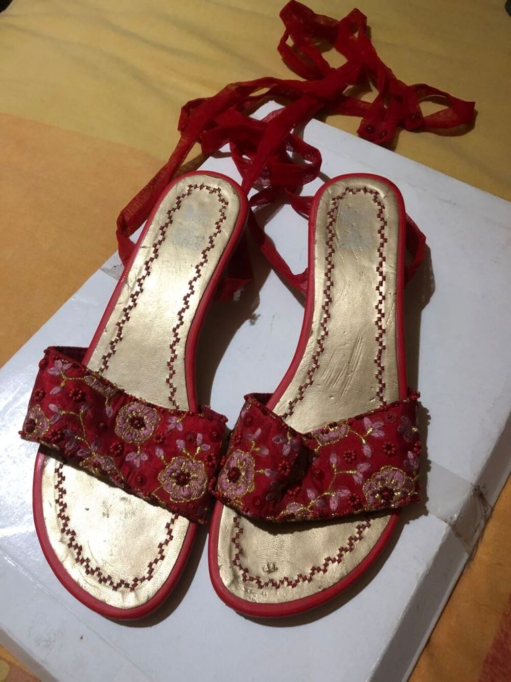 lot de chassiees Chaussures