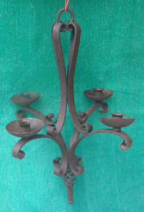 Lustre ancien en fer forg trait  l'antirouille Hauteur 54 80 Castries (34)
