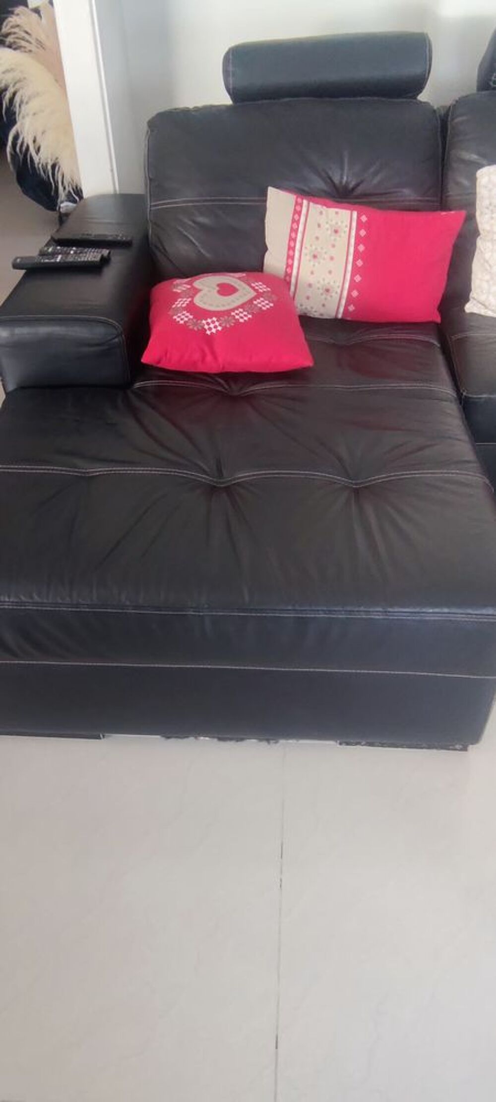 Canap&eacute; d'angle cuir noir Meubles