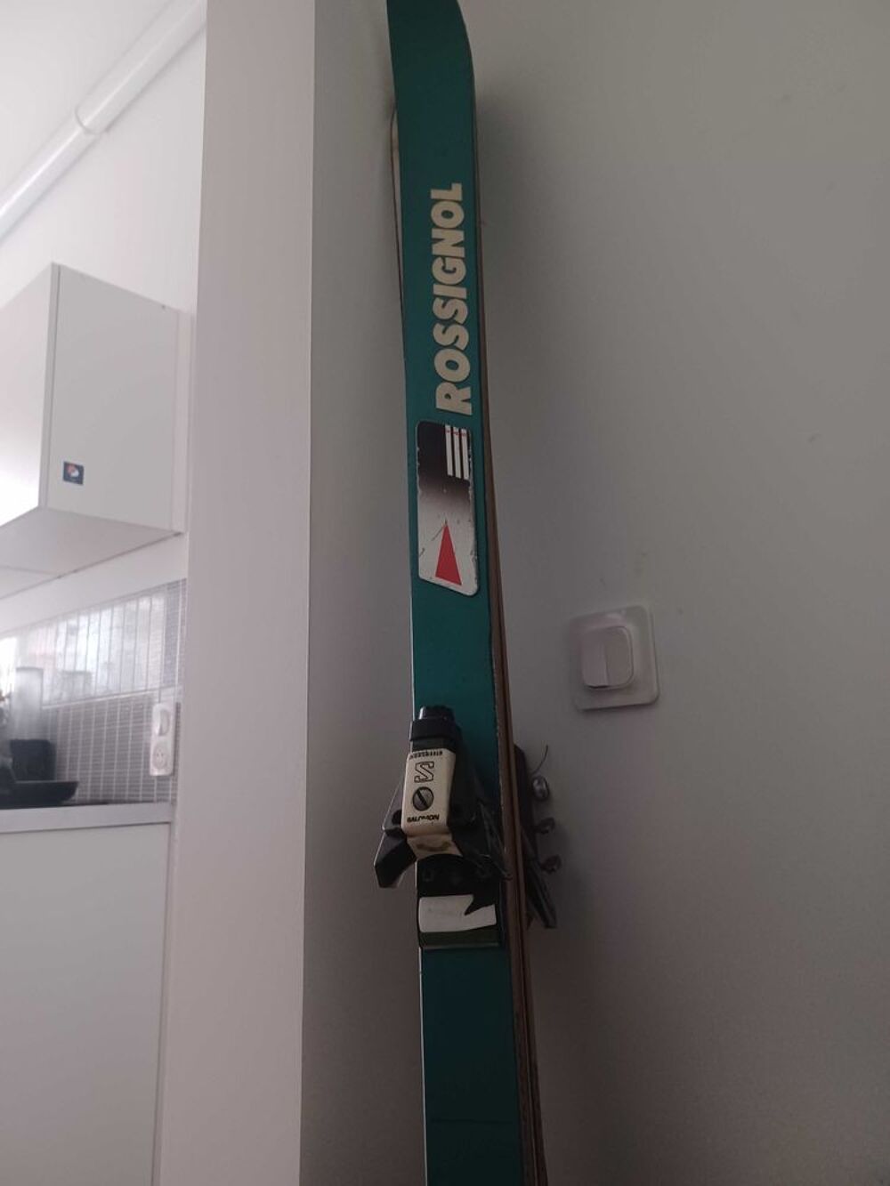 ski rossignol 1m85 contre console de jeu vid&eacute;o Consoles et jeux vidéos