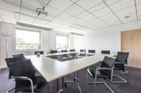   Accès tout inclus à des espaces de bureau professionnels pour 10 personnes à Toulouse, Compans  