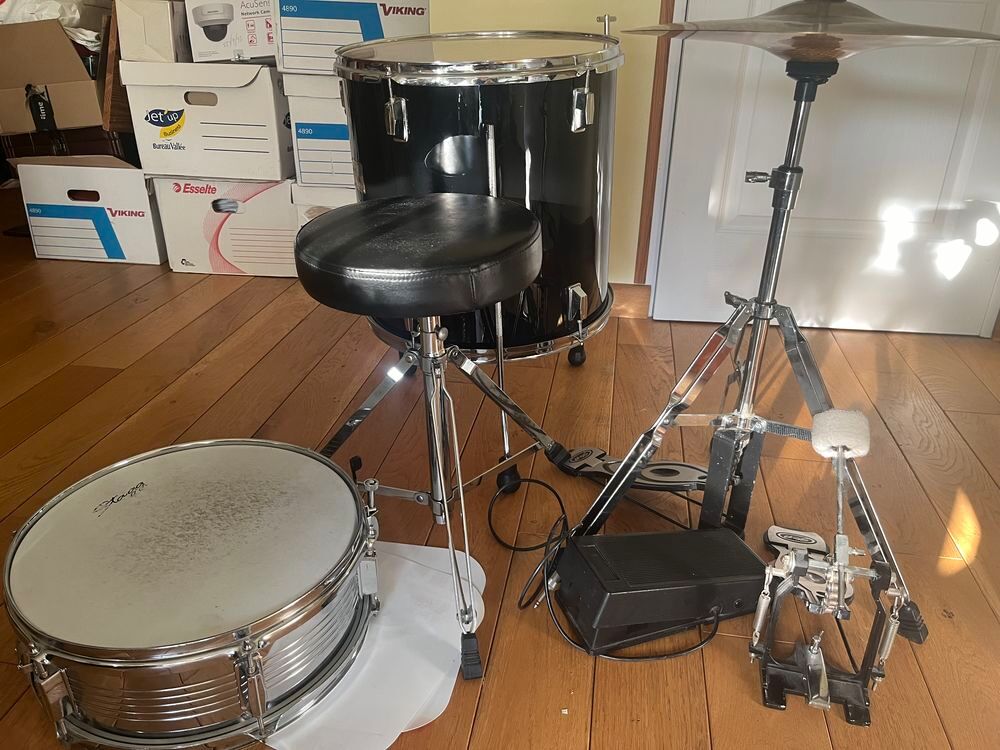 BATTERIE STAGG ADULTE Instruments de musique