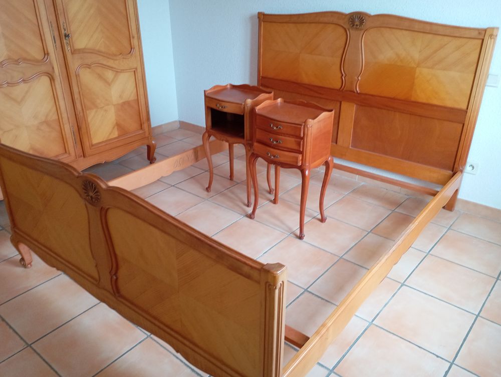 LOT MEUBLES ANCIENS Meubles