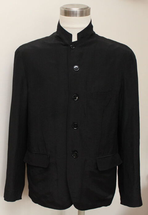 Veste courte noire LEMAIRE T.48 Fr 300 Issy-les-Moulineaux (92)