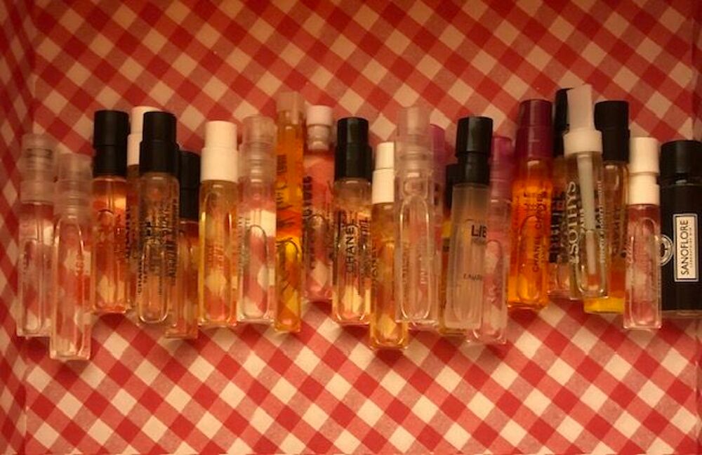 Collection de Miniatures de parfums - ann&eacute;es 70-90 
