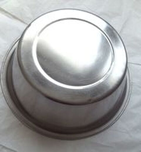   Gamelle pour chien en inox (25 cm de diam�tre) 