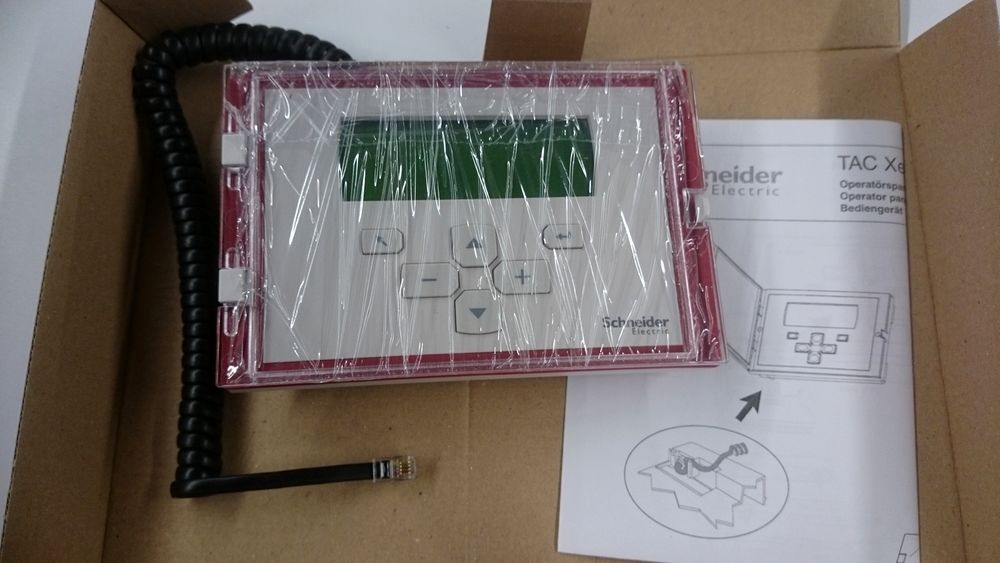 terminal Schneider electric tac xenta op 007309072 neuf Matériel informatique