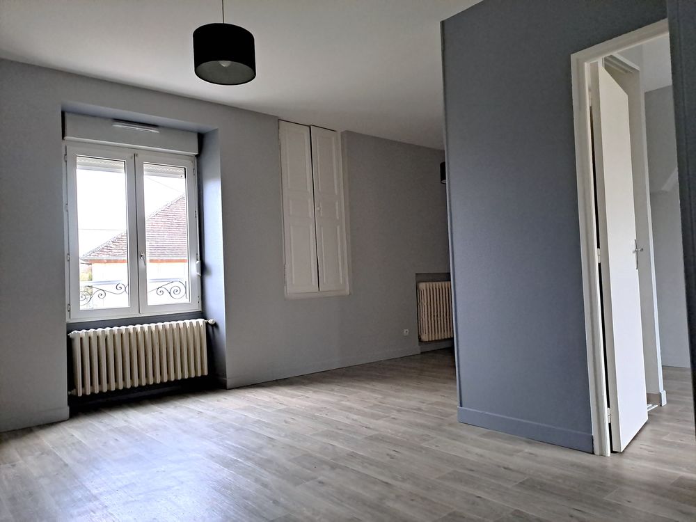 Location Appartement Proche centre ville La Ferté Bernard , T2 VIDE La ferté-bernard