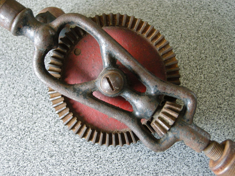 Chignole perceuse a main Bricolage