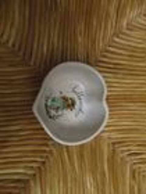 Petit pot forme de coeur dessin petite fille 2 M�rignies (59)