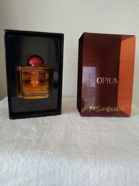 Miniature parfum Opium de Yves Saint Laurent  7 Svrac-d'Aveyron (12)