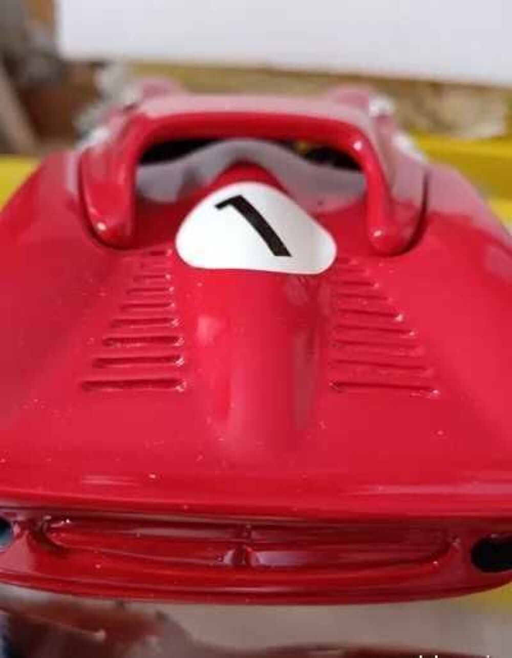 Ferrari 330 P2 Rosso Model 1/18 