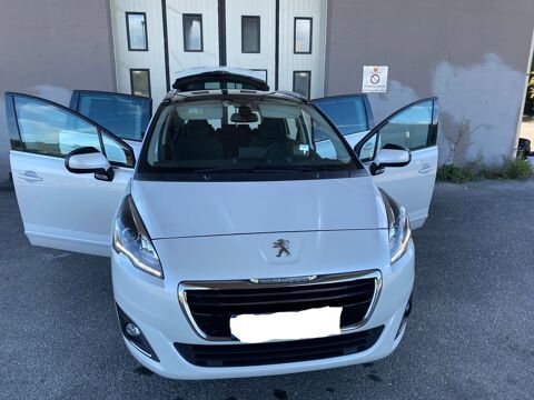 Peugeot 5008 2015 occasion Lyon 69005