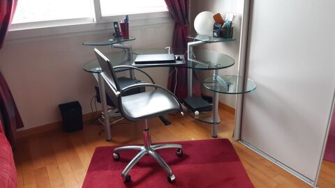 Bureau en verre de chez Roche Bobois 200 Le Havre (76)