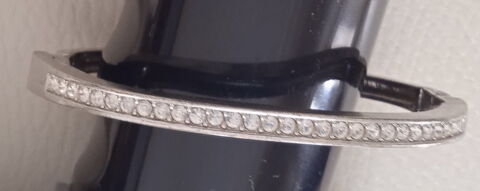 BRACELET SWAROVSKI avec ligne de cristal 45 Dax (40)