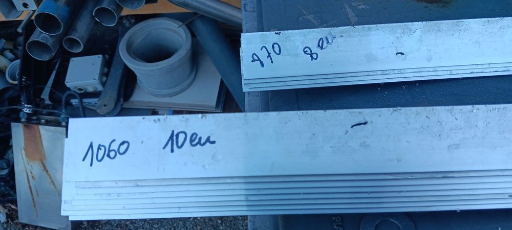   Corniere  aluu 40x40x2.  Lg 2060 