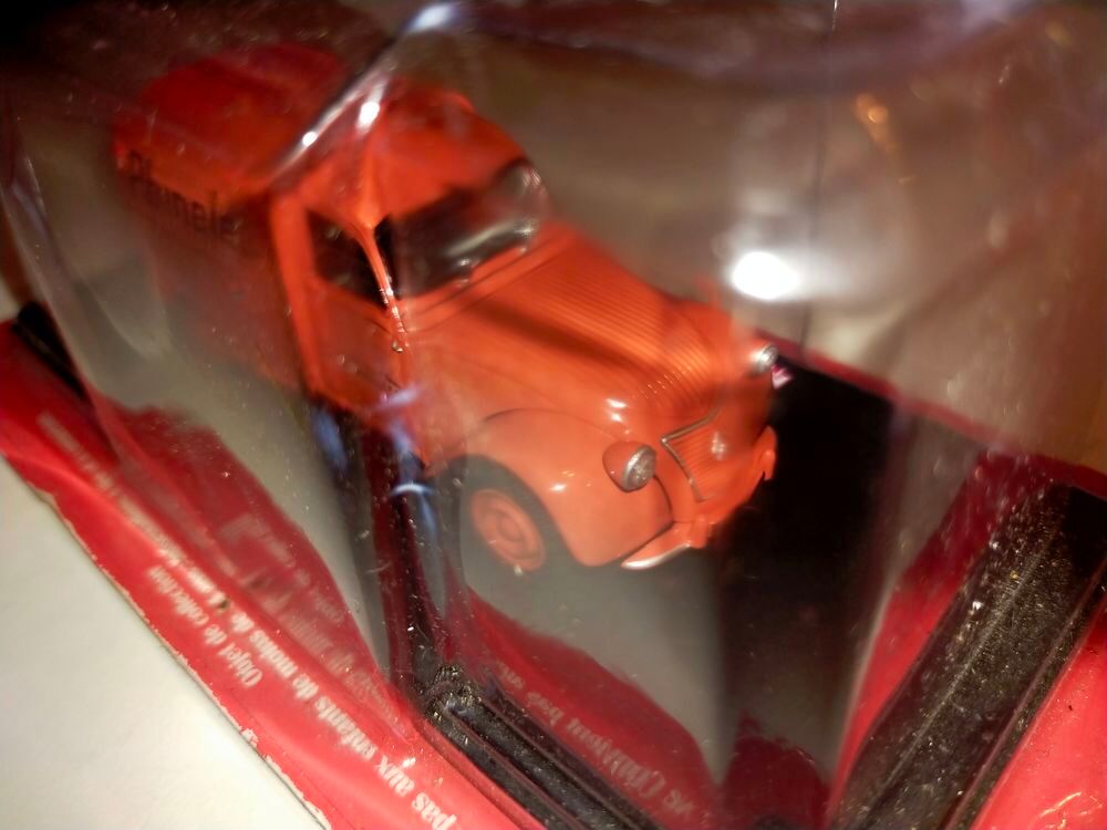 miniature 2CV Citro&euml;n fourgonnette Phinelec 1/43
