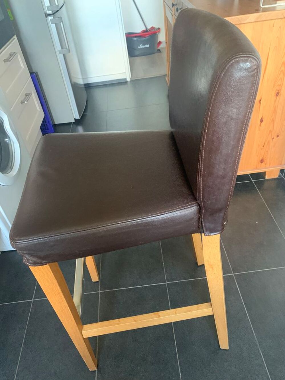 3 chaises de bar cuir marron Meubles