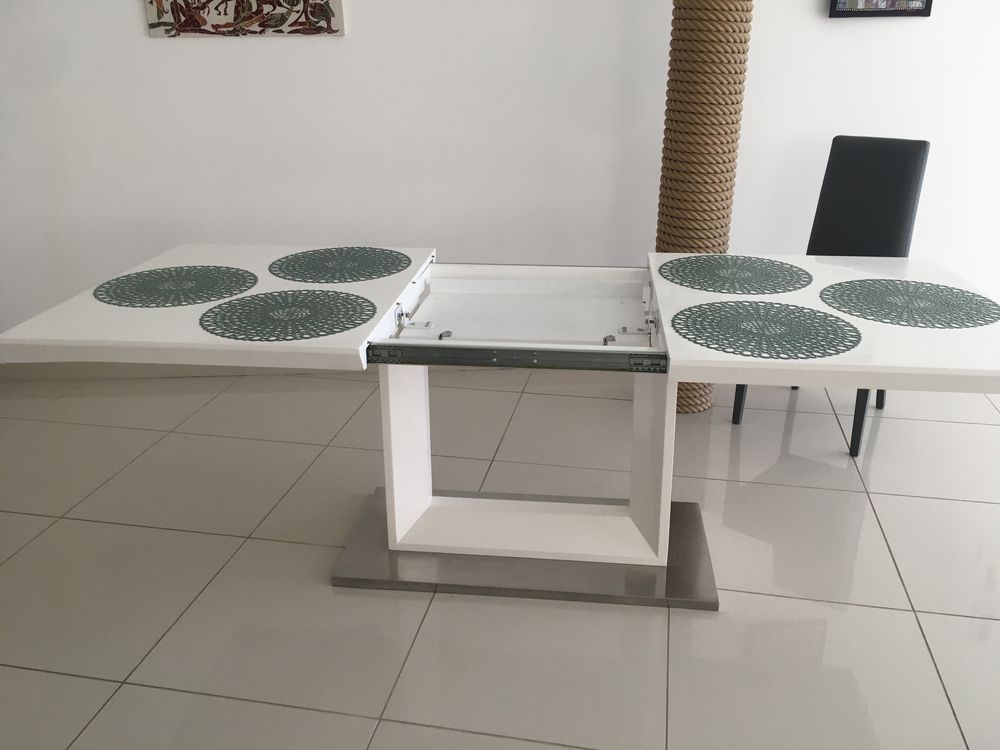 Table salle &agrave; manger Meubles