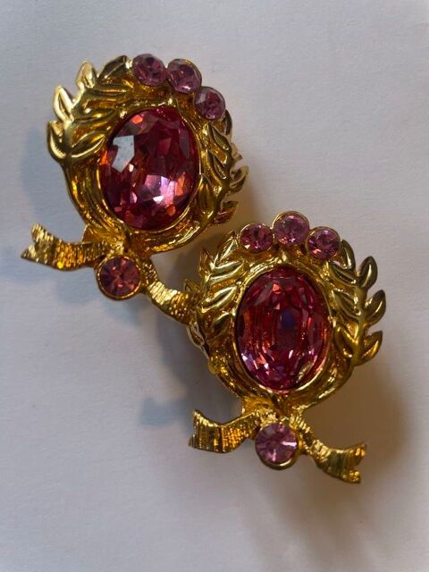 BO Boucles d'Oreilles laurier dorée strass rose I.FRESSANGE 185 Vigneux-sur-Seine (91)