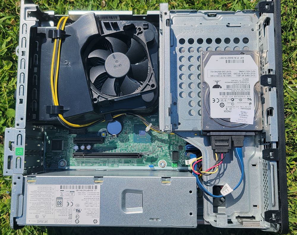 HP ProDesk 600 G4 SFF i5 / SSD 256 Go + HDD 500 Go/16 Go/Wi Matériel informatique