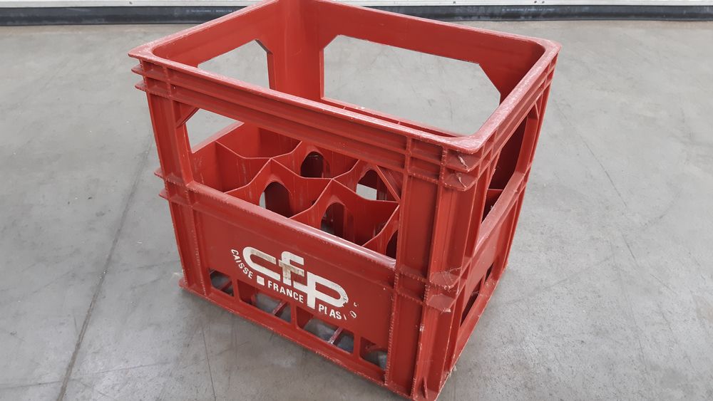 Casiers &agrave; bouteilles en plastique Décoration