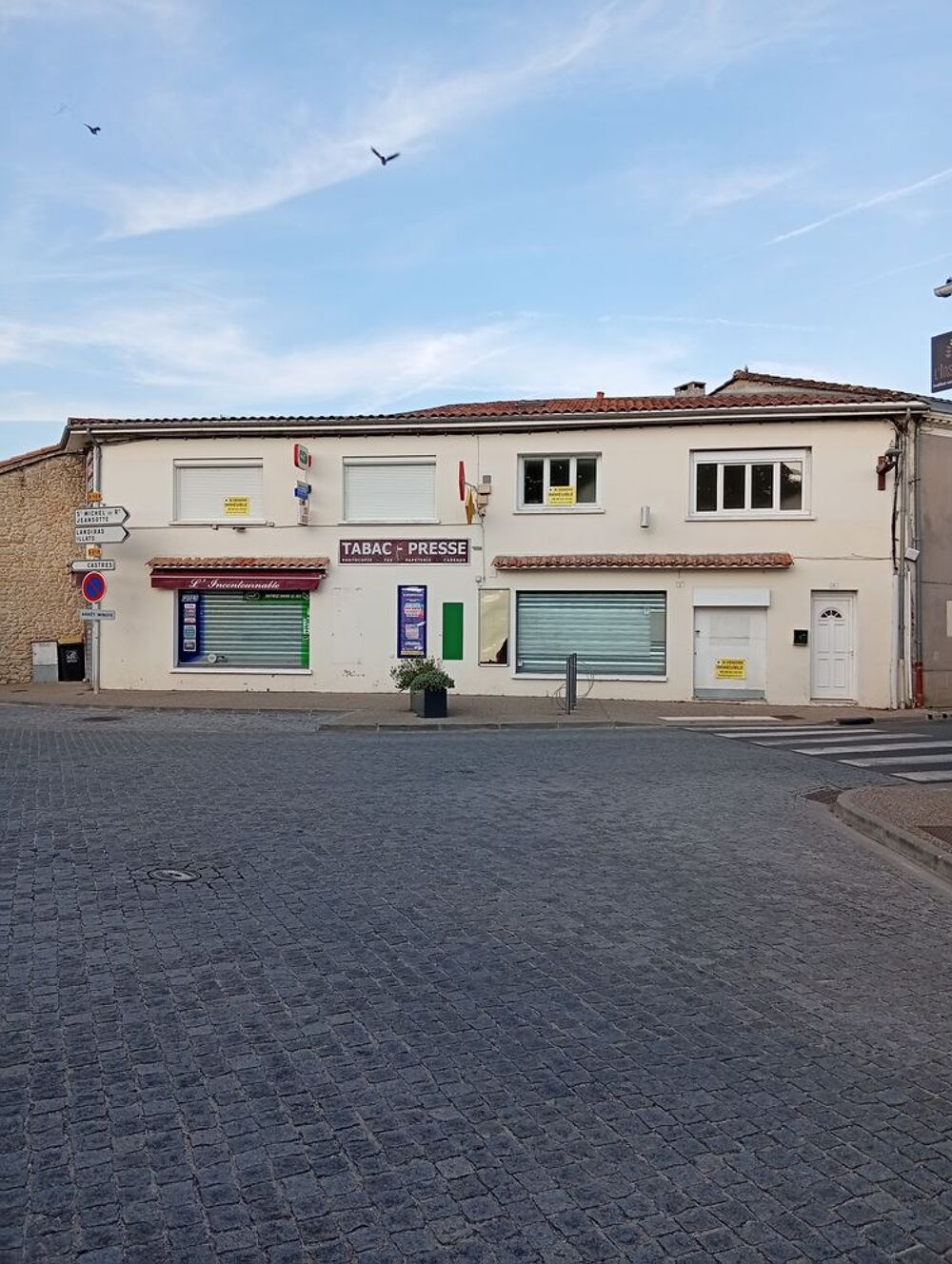 Vente Immeuble Immeuble de rapport  Saint-Selve  350 000 € Saint-selve